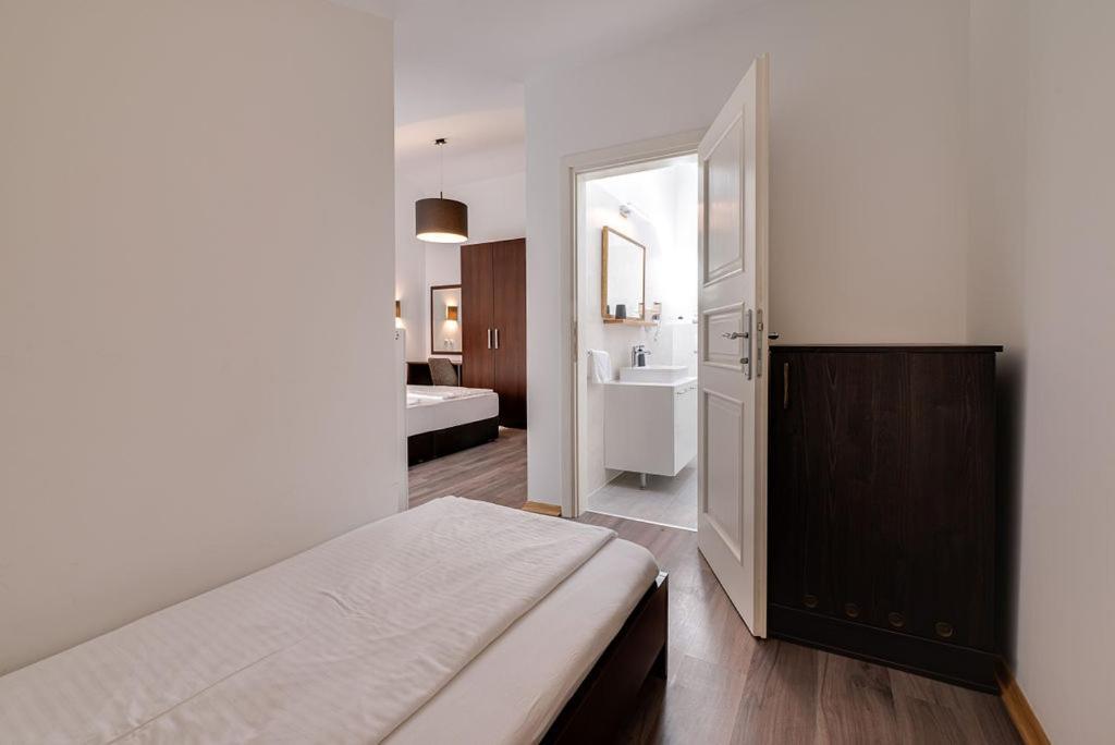 Bed & Breakfast Dosen III Baška Exteriör bild
