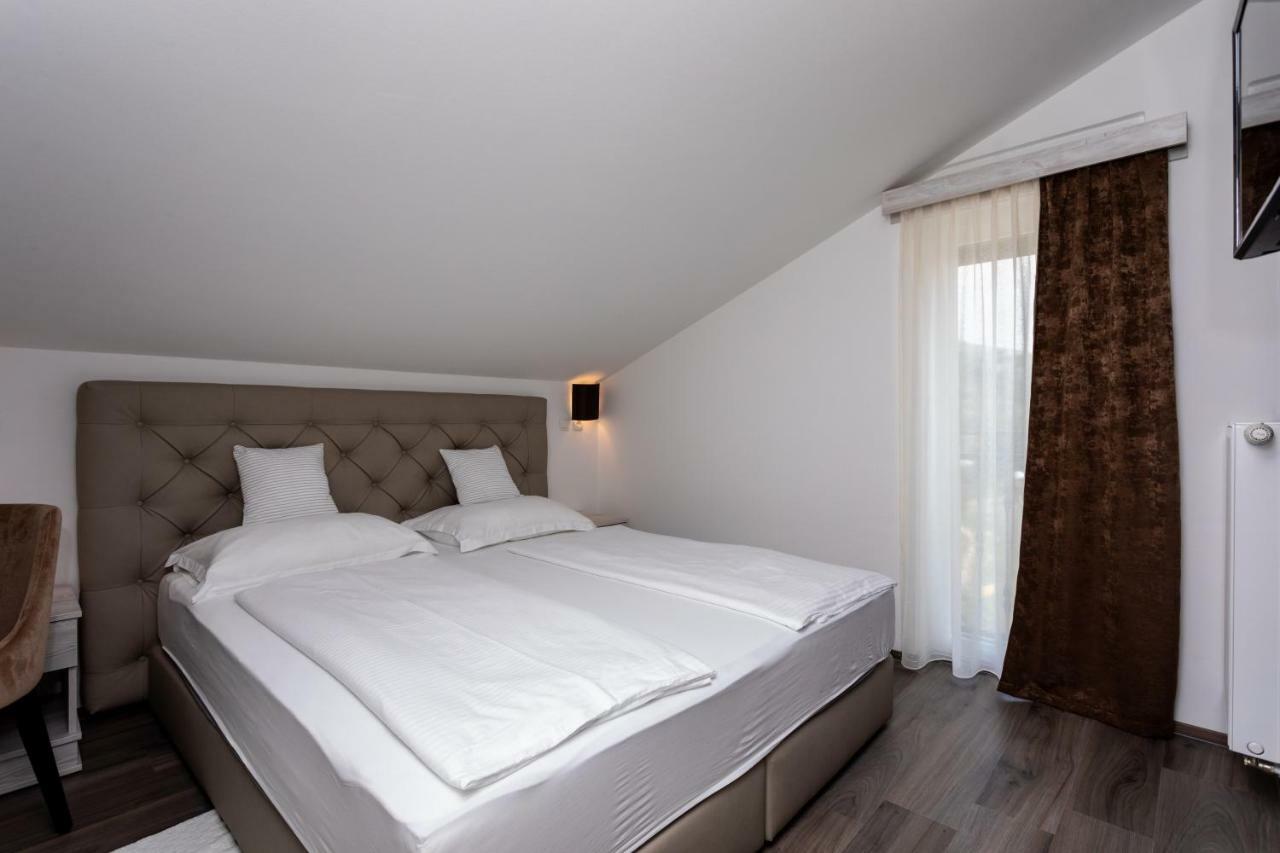 Bed & Breakfast Dosen III Baška Exteriör bild